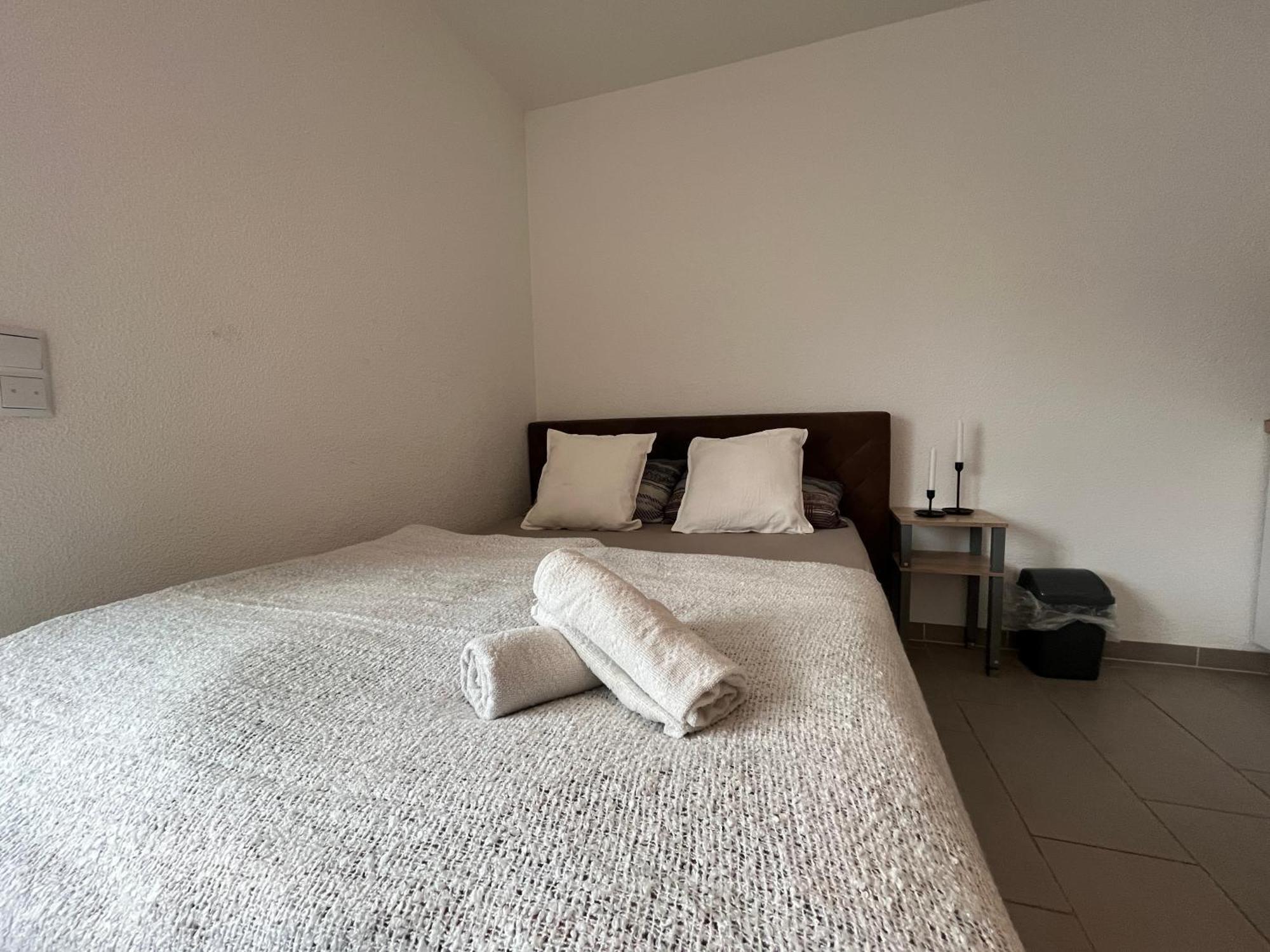 Simplex Apartments Am Europaplatz คาร์ลสรูเฮอ ห้อง รูปภาพ